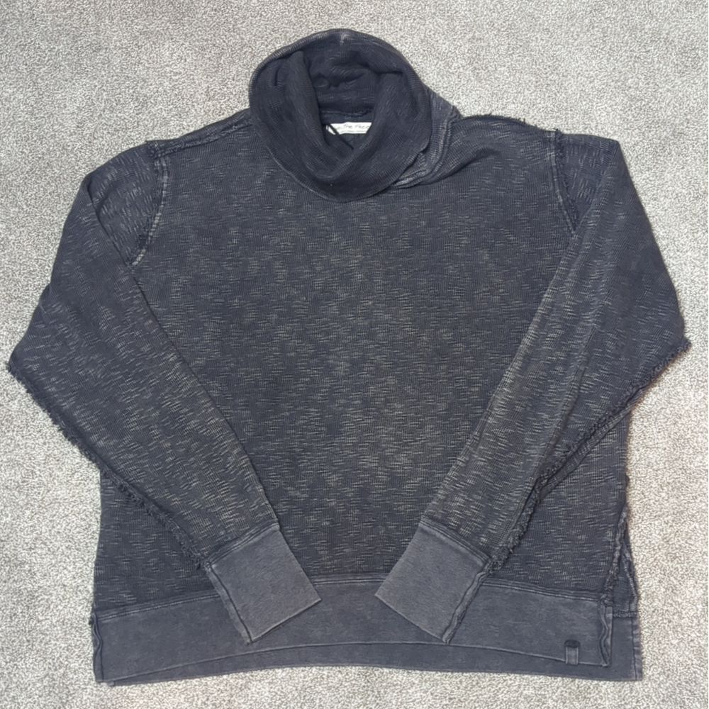 We The Free Oversized Frayed Grunge Cowl Neck Knit Shirt Women's Small Sweater